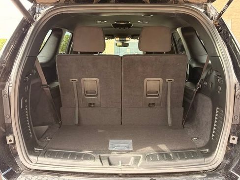 Certified 2025 Dodge Durango GT AWD/4WD image 12