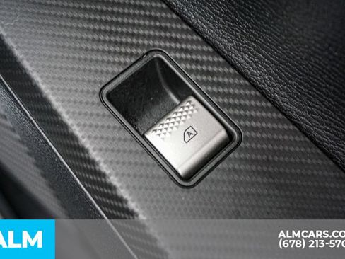 Used 2025 Mitsubishi Outlander SE FWD image 59