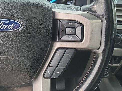 Used 2020 Ford F250 Platinum w/ FX4 Off-Road Package image 26