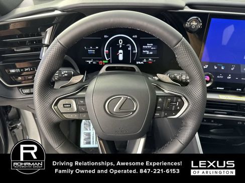 Used 2025 Lexus TX 500h AWD w/ Technology Package image 12