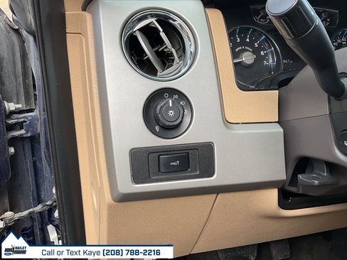 Used 2012 Ford F150 Lariat w/ Lariat Chrome Pkg image 21