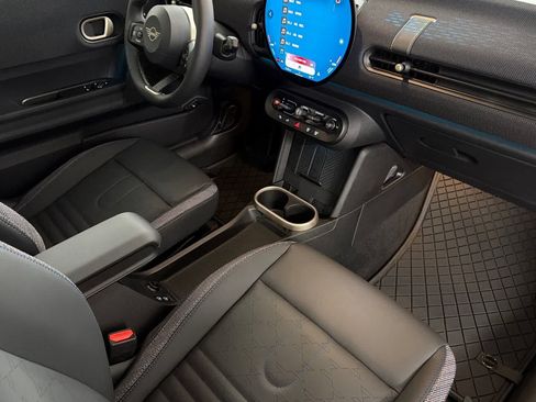 Used 2025 MINI Cooper S FWD image 16