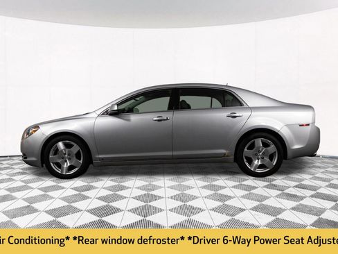 Used 2009 Chevrolet Malibu LT w/ HFV6 Engine Package image 11