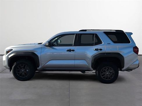 Used 2025 Toyota 4Runner SR5 image 3