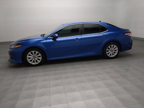 Used 2020 Toyota Camry LE FWD image 2