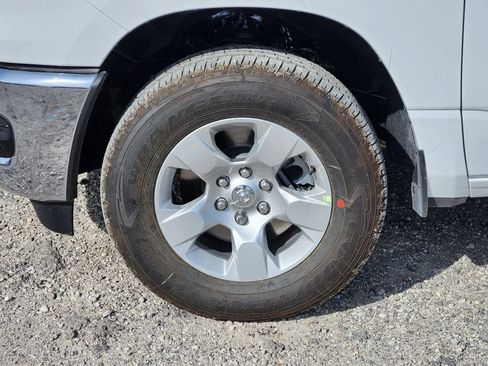 New 2026 RAM 1500 Lone Star AWD/4WD image 7
