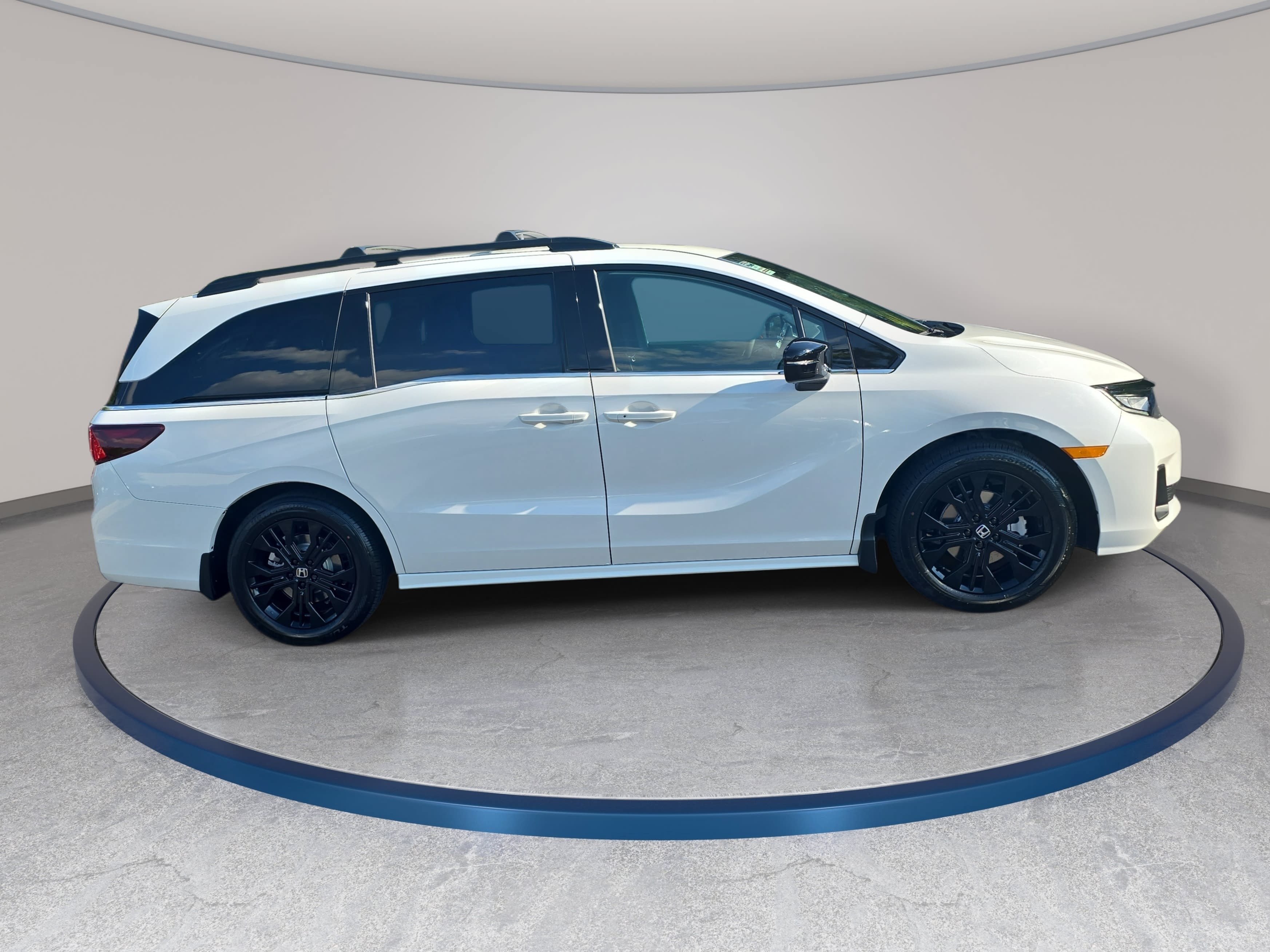 New 2027 Honda Odyssey Sport-L image 4