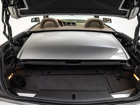 Used 2005 Cadillac XLR image 24