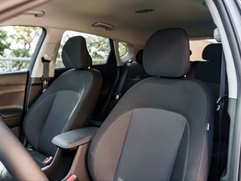New 2025 Hyundai Kona SEL FWD image 9