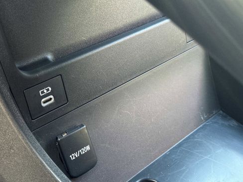 Used 2023 Subaru Solterra AWD image 27