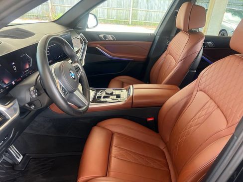Used 2024 BMW X5 xDrive40i w/ M Sport Package AWD/4WD image 4