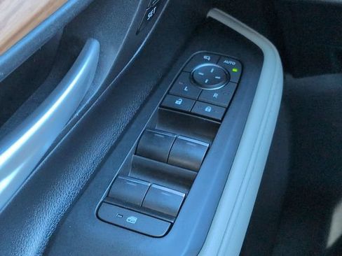 Used 2024 Toyota Grand Highlander FWD image 24