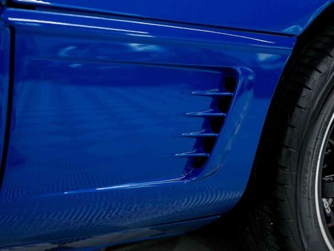 Used 1996 Chevrolet Corvette Convertible RWD image 21