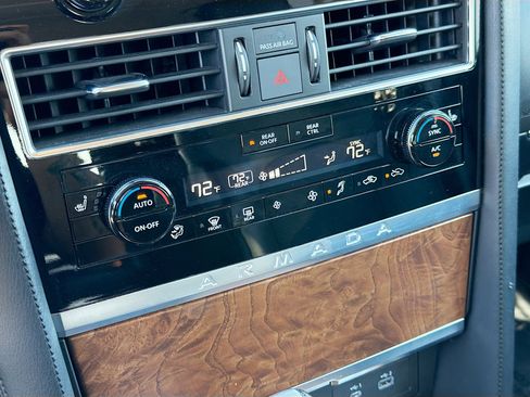 Used 2023 Nissan Armada SL w/ Captain's Chairs Package image 34