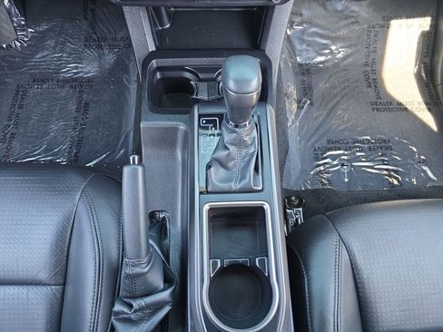 Certified 2023 Toyota Tacoma TRD Off-Road w/ TRD Premium Off Road Package image 17