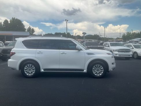 Used 2023 Nissan Armada SV w/ Cargo Package AWD/4WD image 4