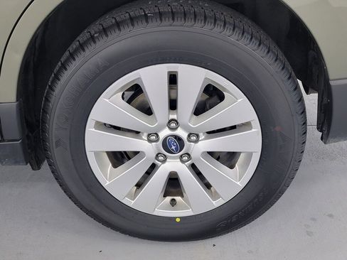 Used 2018 Subaru Outback 2.5i image 11