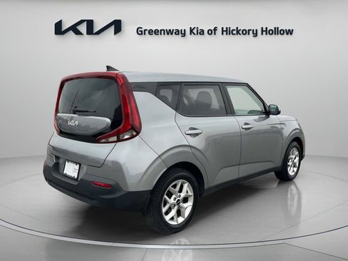Certified 2022 Kia Soul LX w/ Technology Package image 7