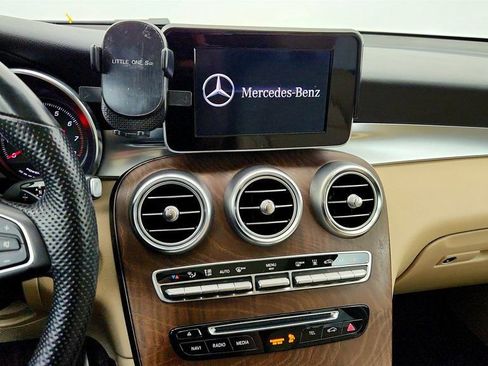 Used 2019 Mercedes-Benz GLC 350e GLC 350e 4MATIC SUV w/ Panoram image 15