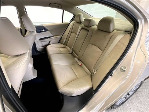 Used 2015 Honda Accord LX image 25