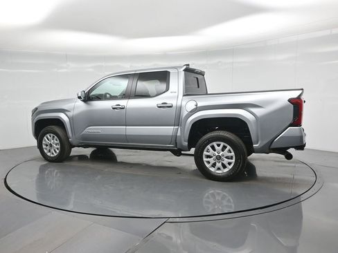 Used 2024 Toyota Tacoma SR5 image 6