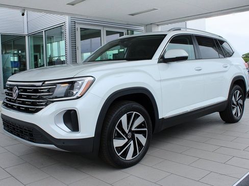 New 2025 Volkswagen Atlas SEL image 20