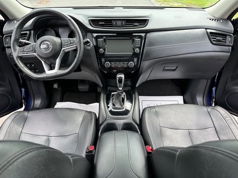 Used 2018 Nissan Rogue SL w/ Premium Package AWD/4WD image 14