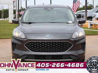 Used 2020 Ford Escape SE FWD video 2