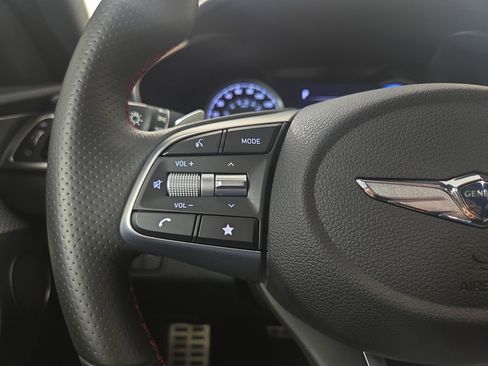 Used 2023 Genesis G70 2.0T w/ Sport Prestige Package RWD image 16