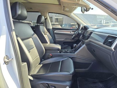 Used 2022 Volkswagen Atlas SEL R-Line AWD/4WD image 15