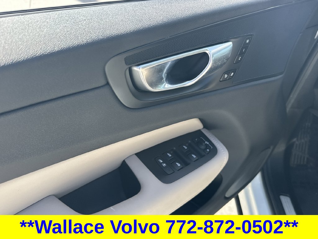 Certified 2026 Volvo XC60 B5 Plus AWD/4WD image 14