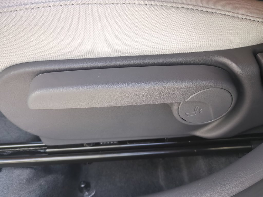 Used 2027 Hyundai Kona SEL Sport FWD image 22