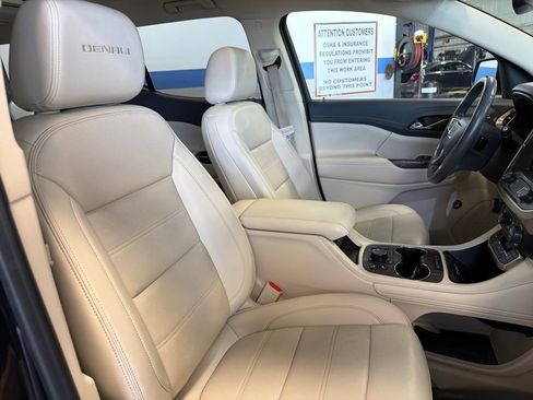 Used 2021 GMC Acadia Denali w/ LPO, Floor Liner Package AWD/4WD image 32