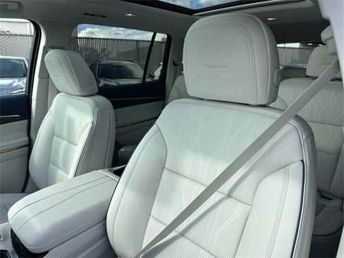 New 2026 Buick Enclave Avenir w/ Super Cruise Package image 23