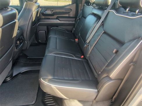 Used 2023 GMC Sierra 1500 AT4X image 22
