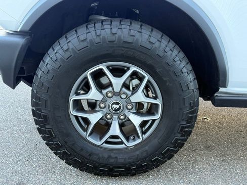 Used 2025 Ford Bronco 4-Door image 40