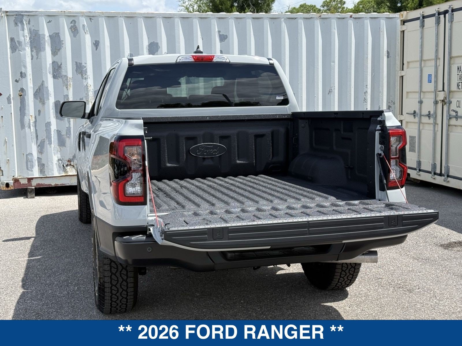 New 2026 Ford Ranger XLT w/ Black Appearance Package RWD image 15