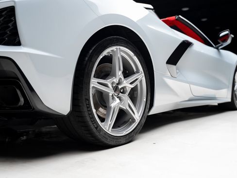 Used 2023 Chevrolet Corvette Stingray Premium Cpe w/ Z51 Performance Package RWD image 72