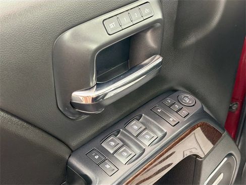 Used 2019 GMC Sierra 2500 SLT image 18