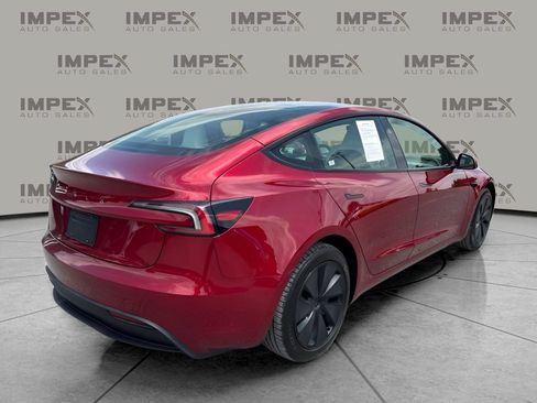 Used 2024 Tesla Model 3 Standard Range RWD image 5