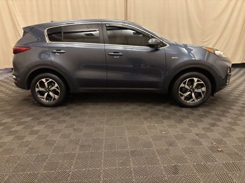 Certified 2020 Kia Sportage LX w/ LX Popular Package image 4