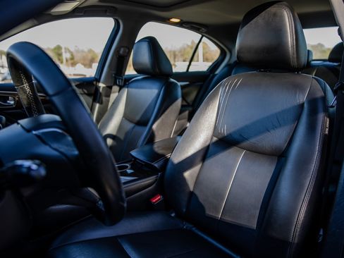 Used 2019 INFINITI Q50 Luxe image 25