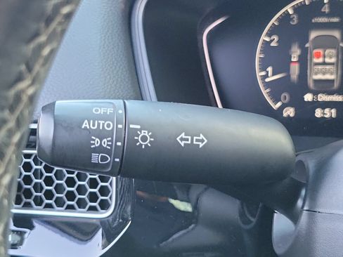 Used 2023 Honda Civic Sport image 36