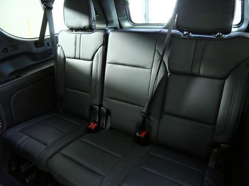 Used 2023 Chevrolet Suburban RST w/ Sport Performance Package AWD/4WD image 16