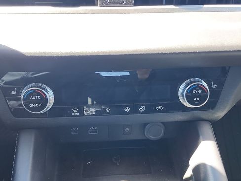 Used 2022 Mitsubishi Outlander SEL Black Edition image 29