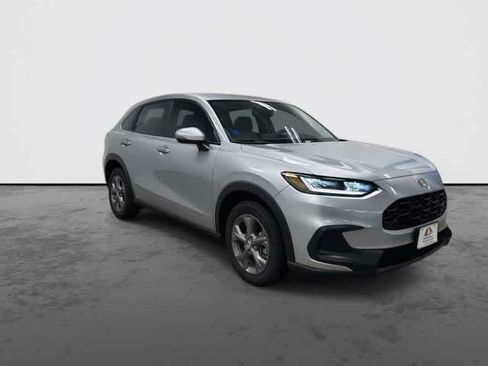Certified 2026 Honda HR-V LX image 5