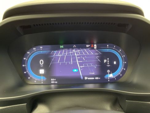 Used 2024 Volvo XC40 B5 Core image 5