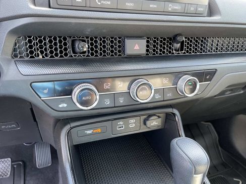 Used 2024 Honda CR-V EX image 22