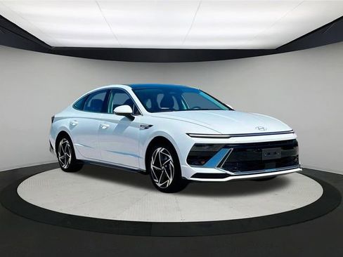 New 2024 Hyundai Sonata SEL w/ Convenience Package image 12