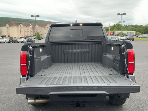 Certified 2024 Toyota Tacoma TRD Off-Road w/ TRD Off Road Upgrade Package AWD/4WD image 15